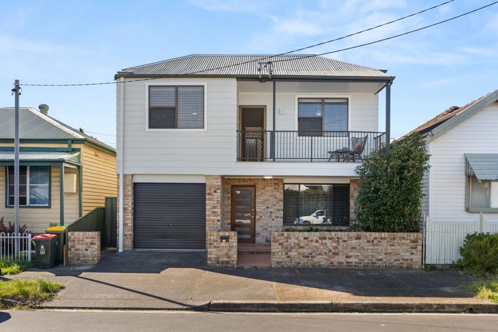 42 Gulliver St, Hamilton, NSW 2303