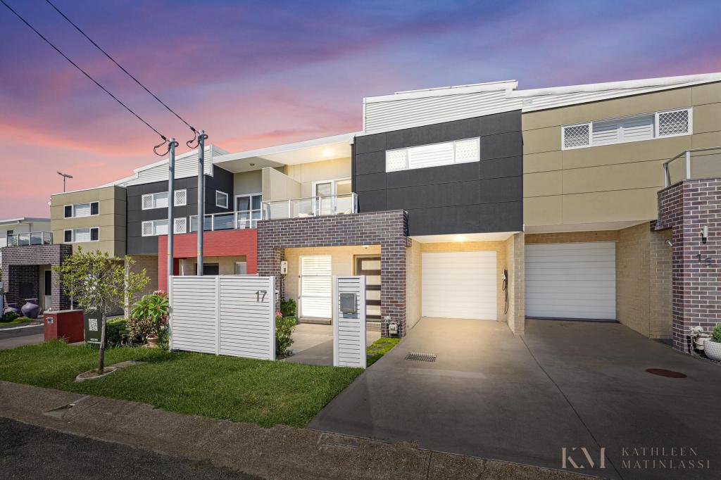 17 Vincent St, Warners Bay, NSW 2282