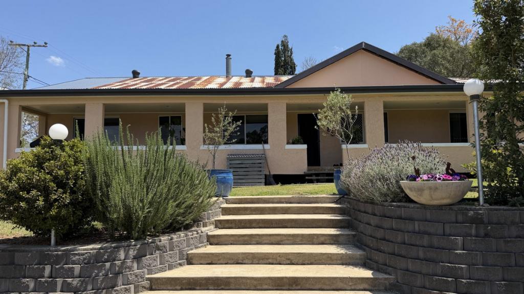 2 Lister St, Monto, QLD 4630