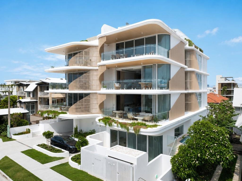 1/120 ALBATROSS AVE, MERMAID BEACH, QLD 4218