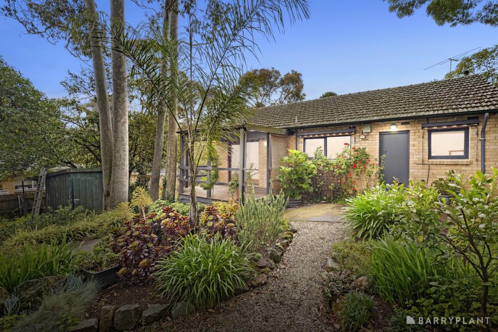 2A ADOLPHSON AVE, RINGWOOD NORTH, VIC 3134