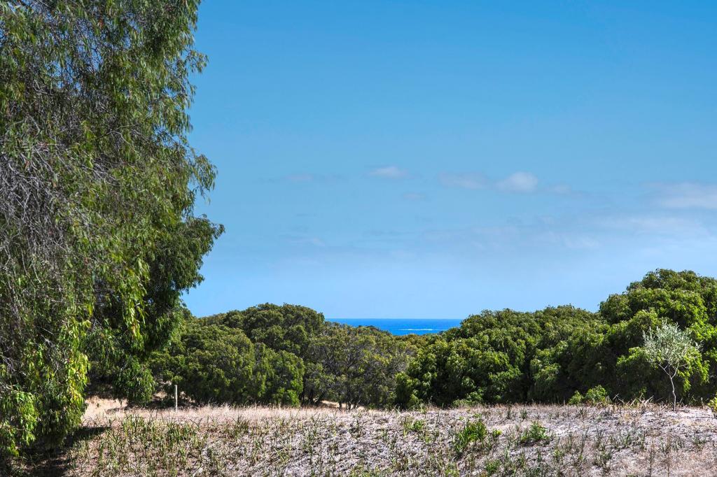 2 EMMANUEL WAY, HAMELIN BAY, WA 6288