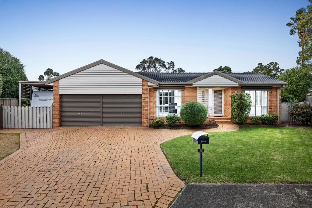 10 Adam Cl, Rowville, VIC 3178