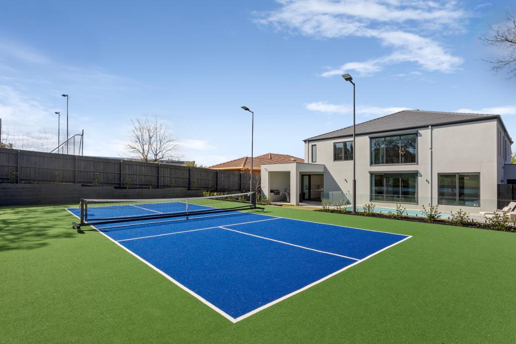 18 Relowe Cres, Balwyn, VIC 3103