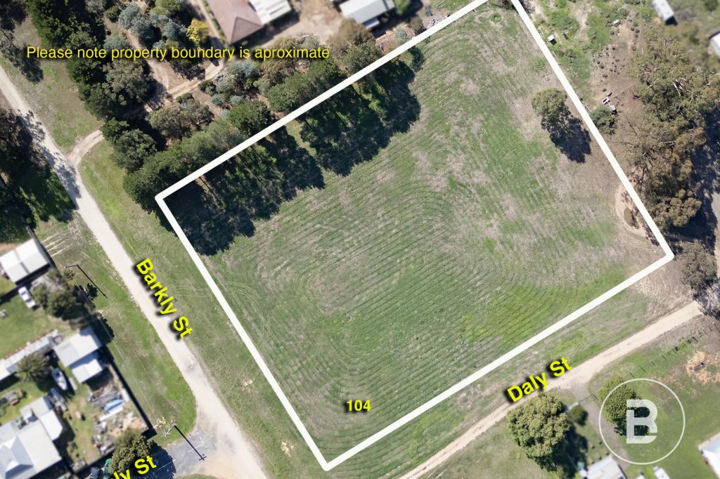 104 Barkly St, Dunolly, VIC 3472