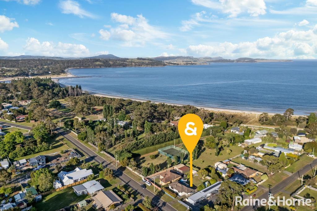 15 WALPOLE ST, ORFORD, TAS 7190