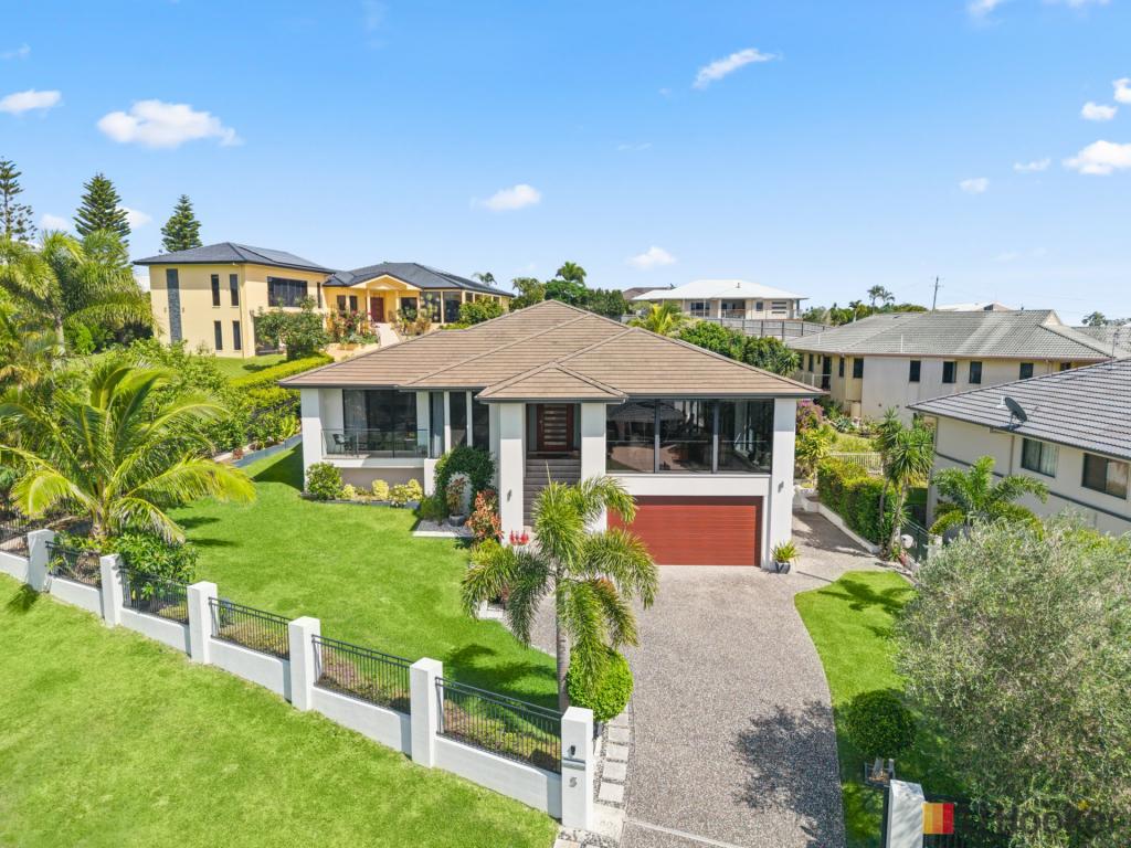 5 Swissalp Dr, Urraween, QLD 4655