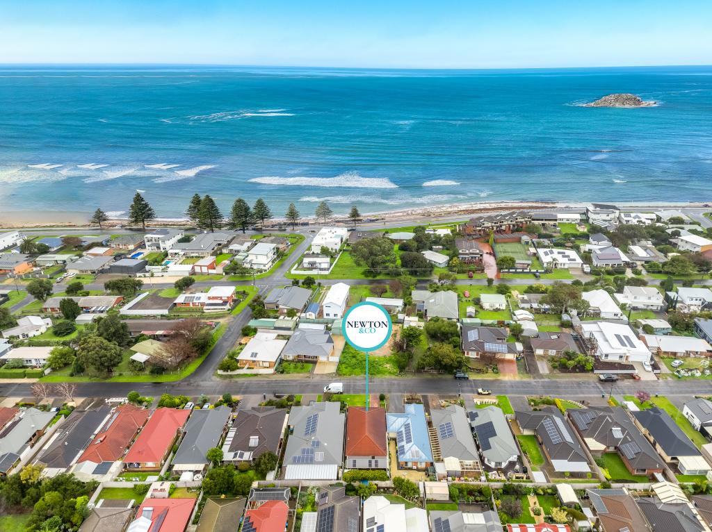 39 Ainslie Roberts Dr, Encounter Bay, SA 5211