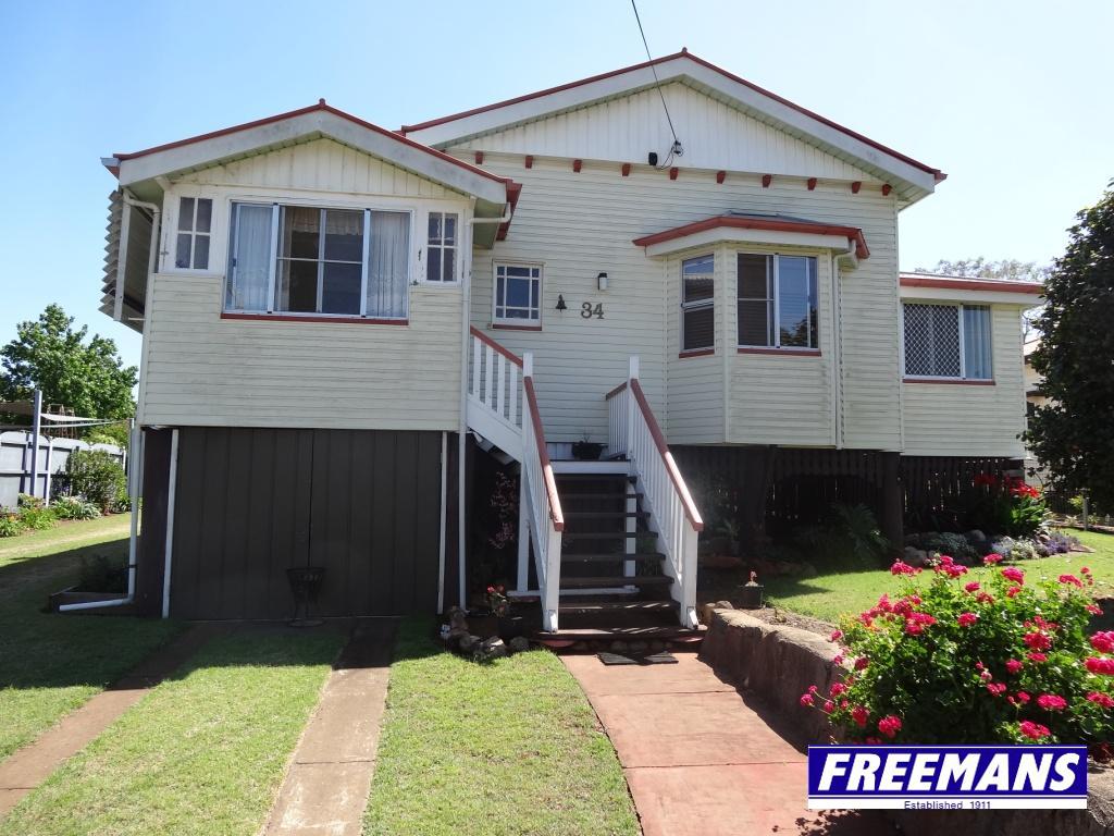 34 CARINYA ST, KINGAROY, QLD 4610