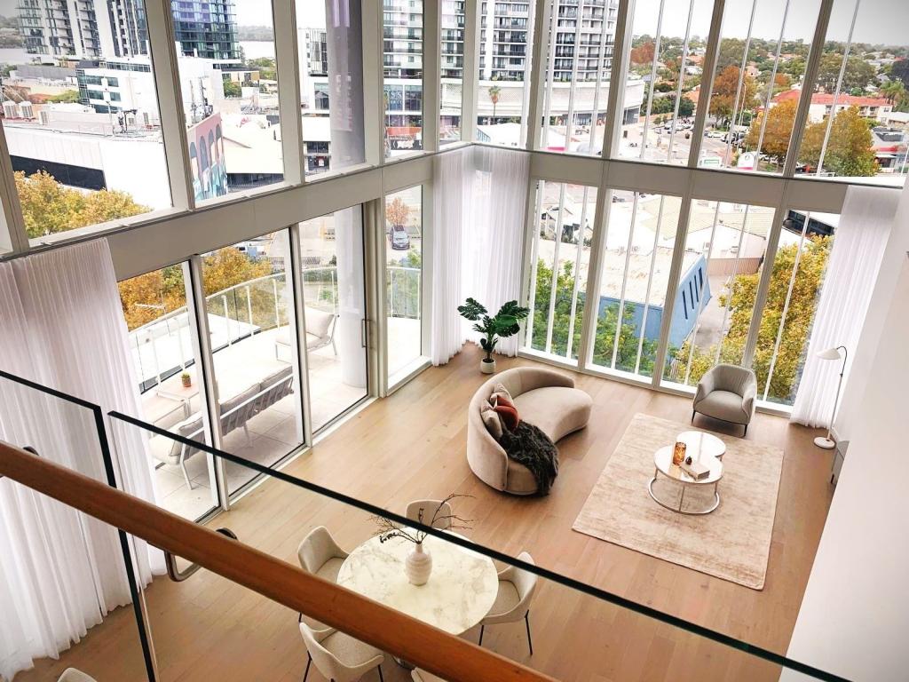 402/10 Forbes Rd, Applecross, WA 6153