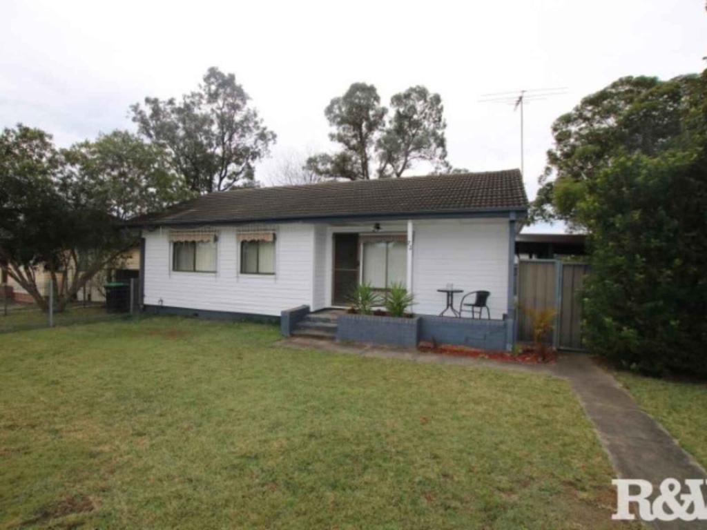 72 Bennett Rd, Colyton, NSW 2760