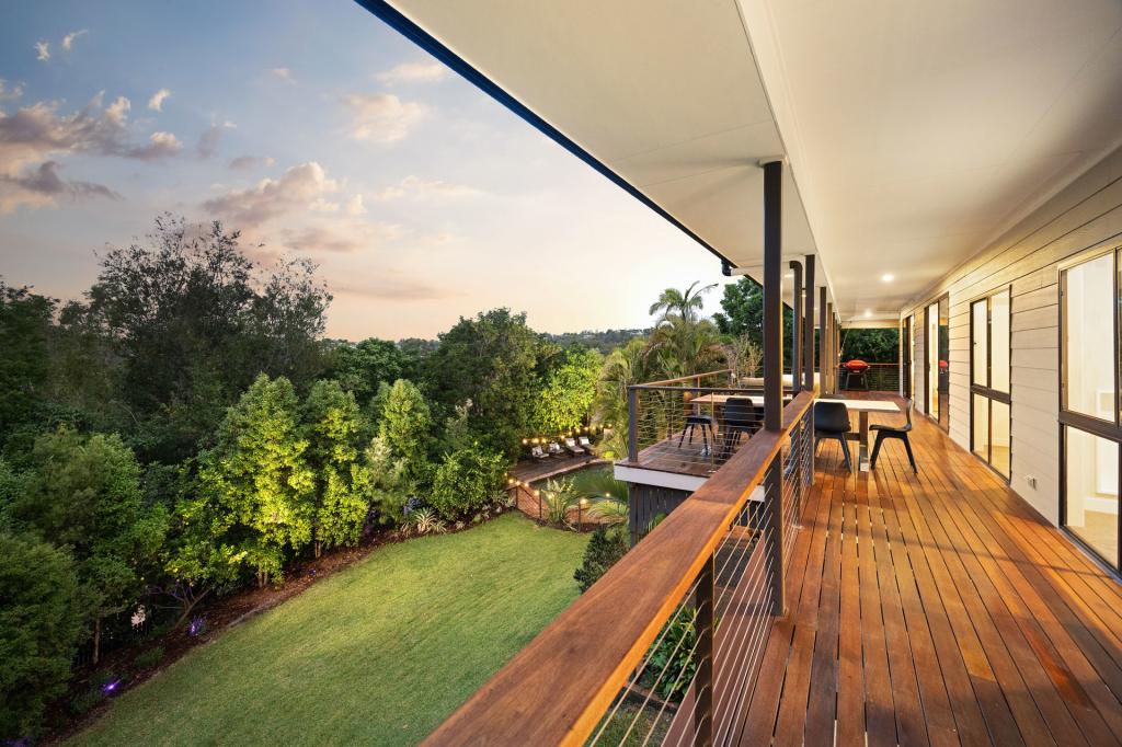 31 Broadmoor St, Kenmore Hills, QLD 4069