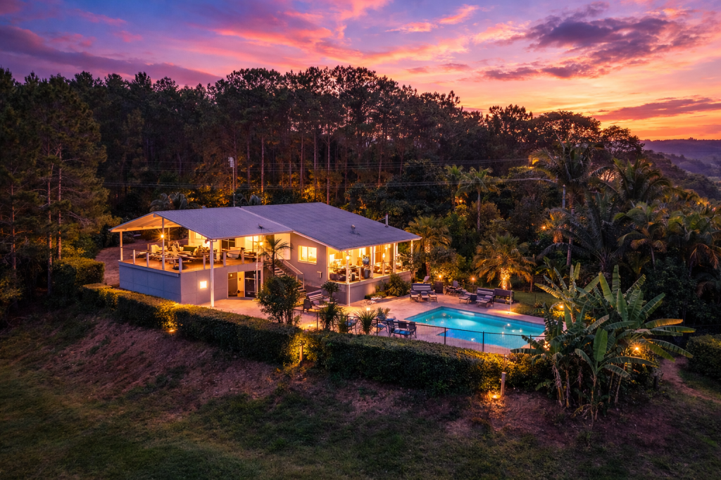 289 Hunchy Rd, Hunchy, QLD 4555