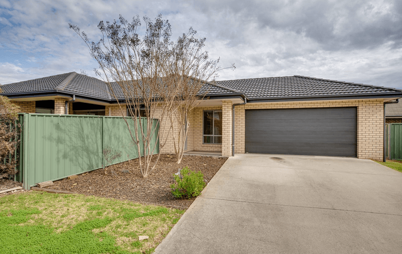 23 Inwood Cres, Wodonga, VIC 3690