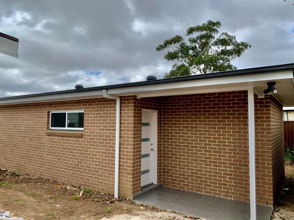 18a Utzon Rd, Cabramatta West, NSW 2166