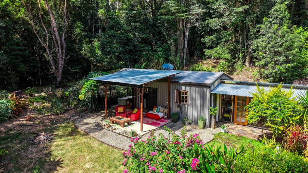 3 WILLIAMSON DR, KURANDA, QLD 4881