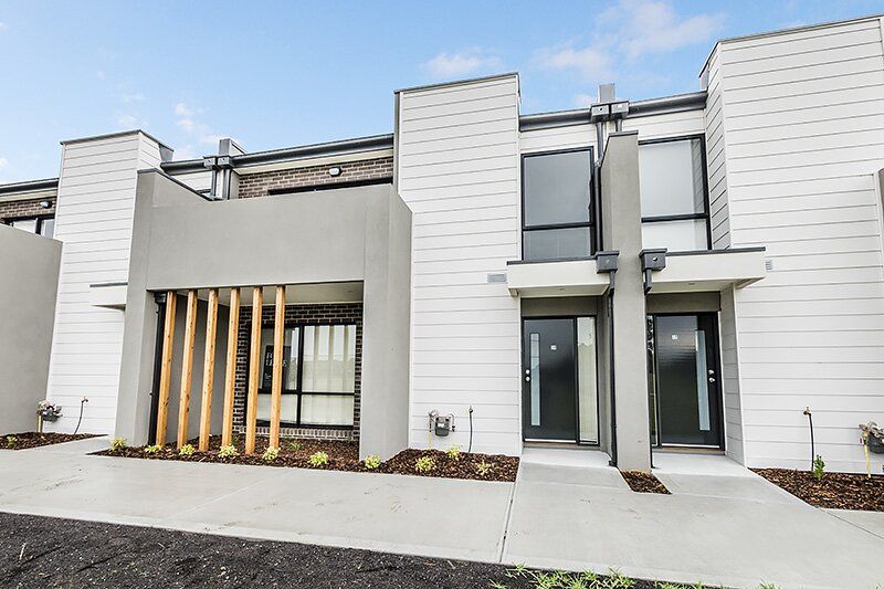 39 Llano Cct, Berwick, VIC 3806