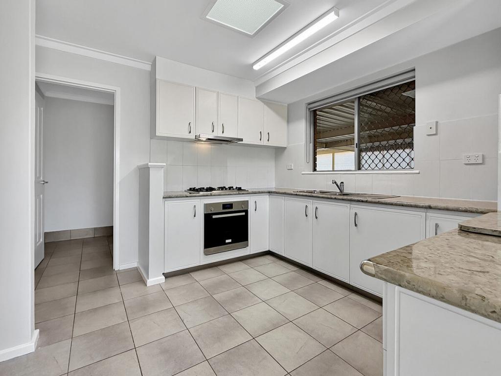 15 Sievewright St, Silver Sands, WA 6210