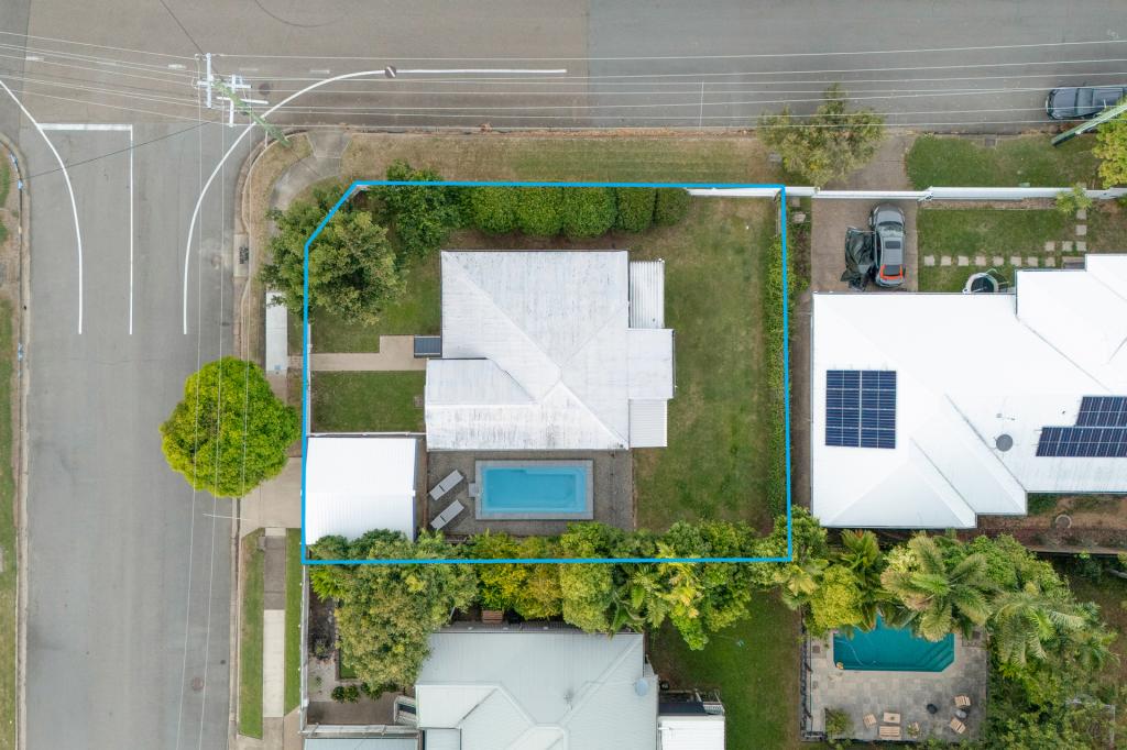 19 Sturges St, Hermit Park, QLD 4812