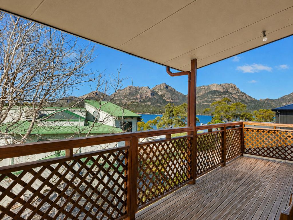 5 Garnet Ave, Coles Bay, TAS 7215
