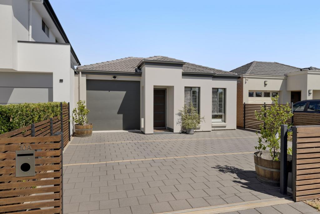 10a Selkirk Ave, Seaton, SA 5023