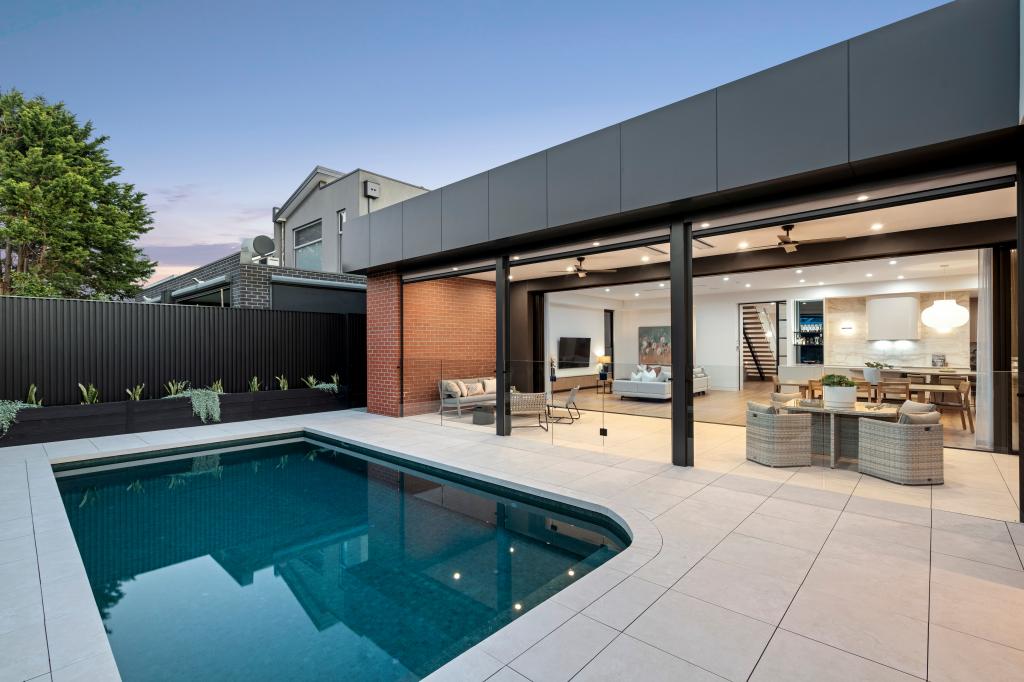 42 Shaw St, Niddrie, VIC 3042