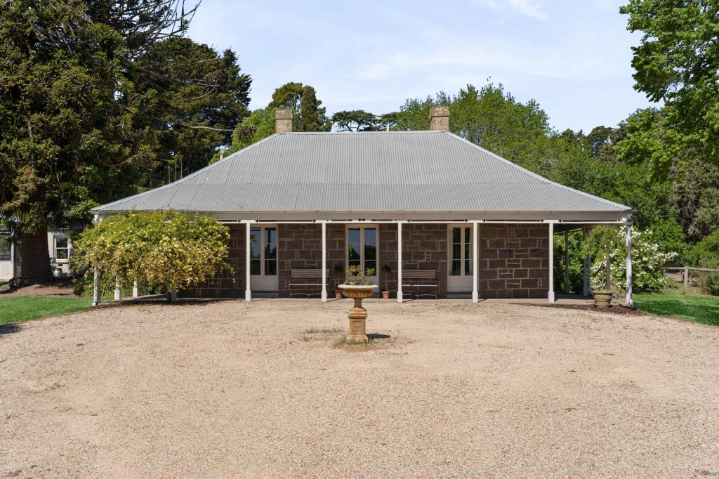 140 FIDDLERS GREEN RD, KYNETON, VIC 3444