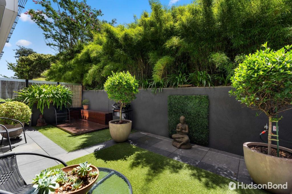 G01/5 Sovereign Point Ct, Doncaster, VIC 3108