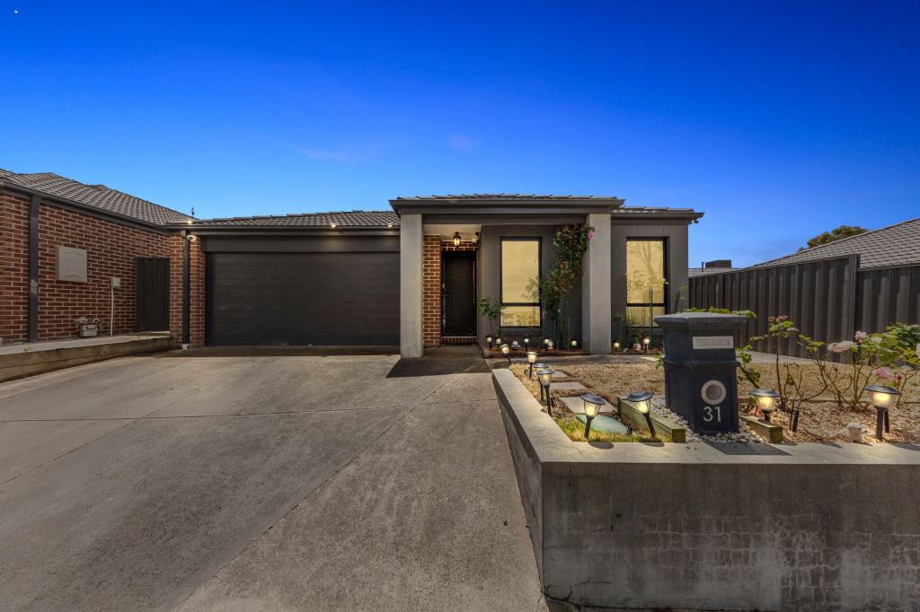 31 SUPERIOR WATERS, PAKENHAM, VIC 3810