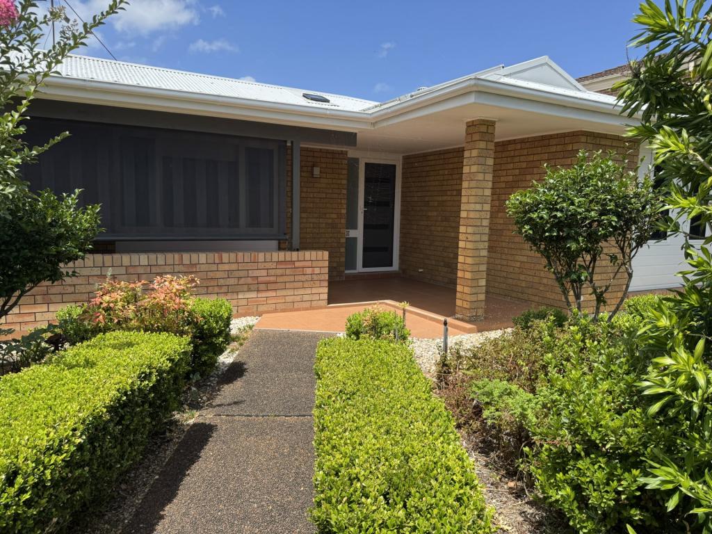 1 Caledonia Cl, Salamander Bay, NSW 2317