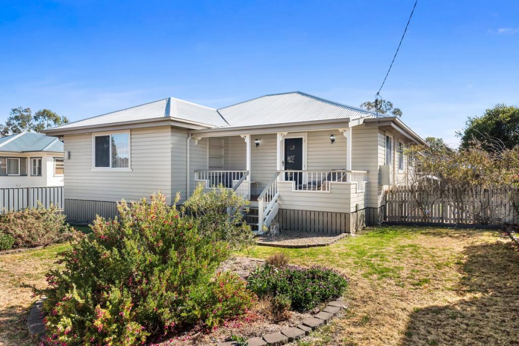 24 Gore St, Cambooya, QLD 4358