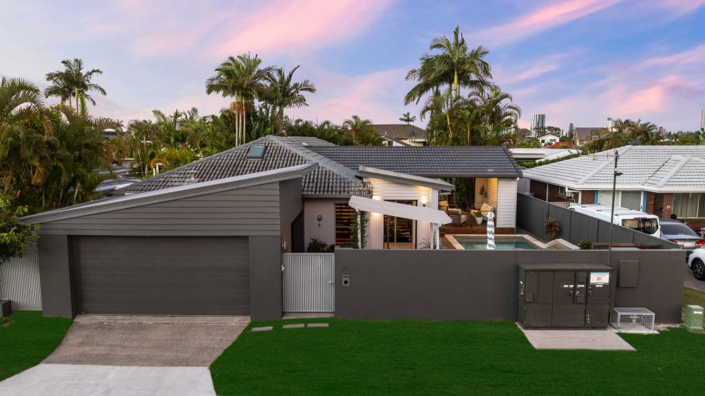 25 Dotterel Dr, Burleigh Waters, QLD 4220