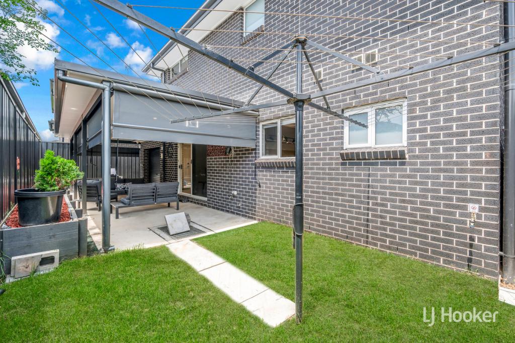 33 Resh Ave, Riverstone, NSW 2765