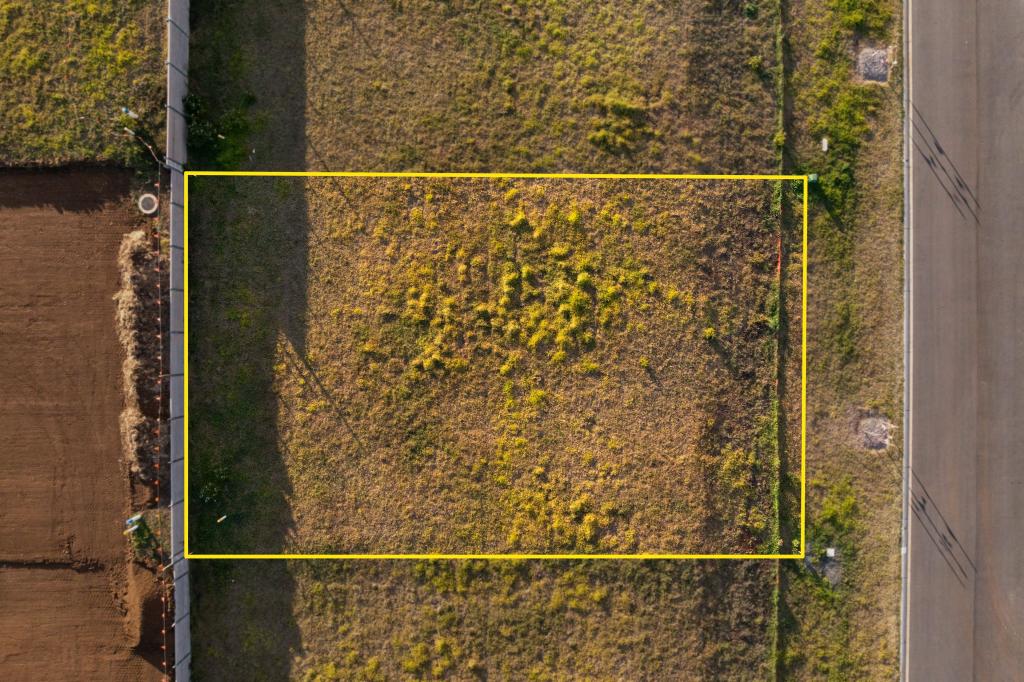 11 Ogilvie Cres, Kearneys Spring, QLD 4350