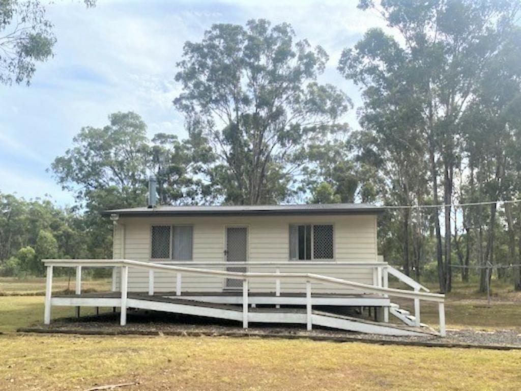 132 Old Yarraman Rd, South Nanango, QLD 4615