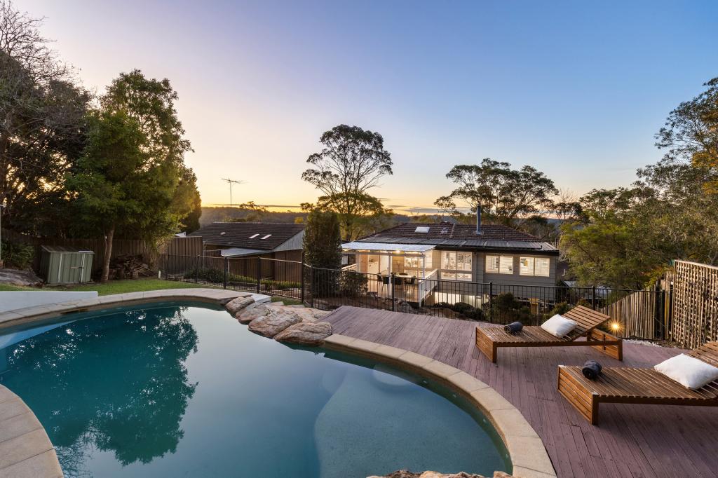 5 Aldous Cl, Hornsby Heights, NSW 2077