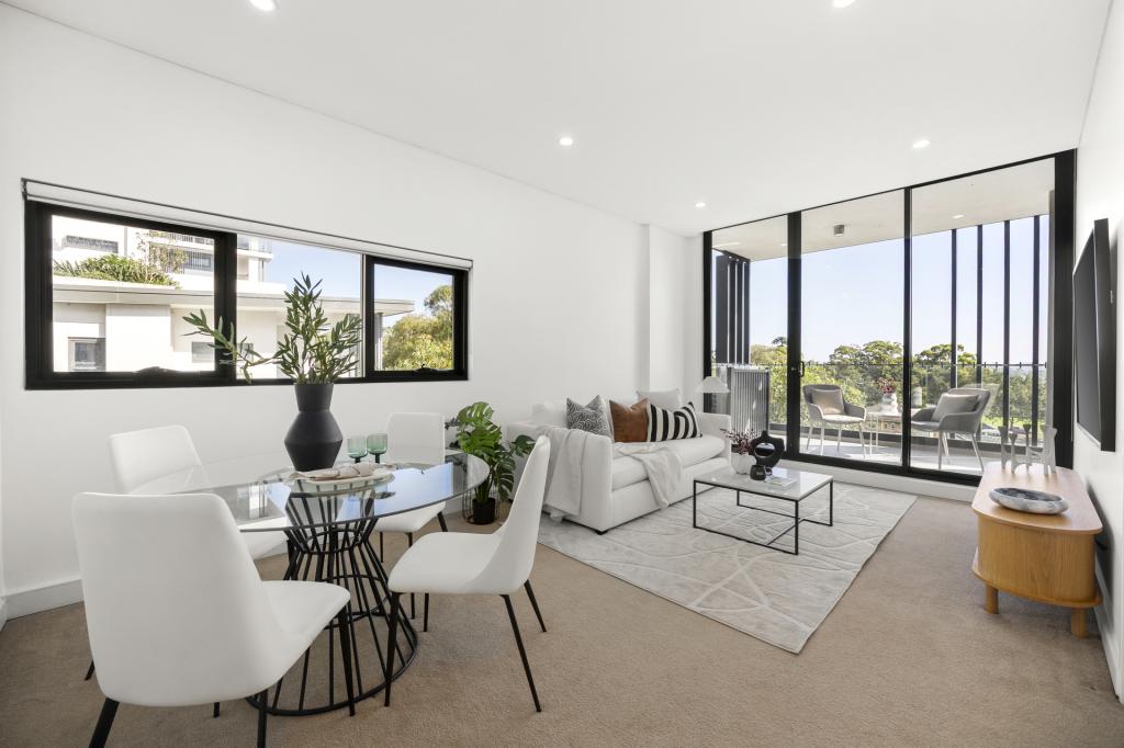 A304/18 Pinnacle St, Miranda, NSW 2228