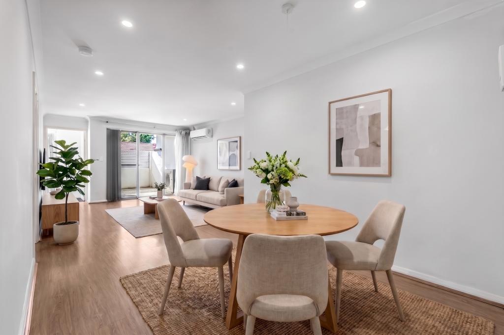 4/5 Parkview Pde, Redcliffe, WA 6104