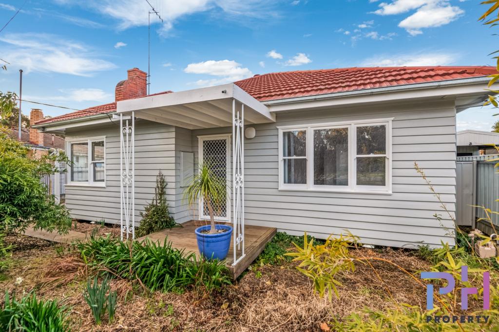 9 Lansell St, Kangaroo Flat, VIC 3555