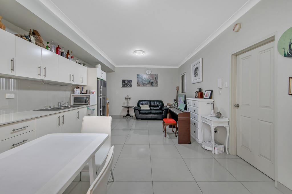 5/134-136 Woodville Rd, Merrylands, NSW 2160