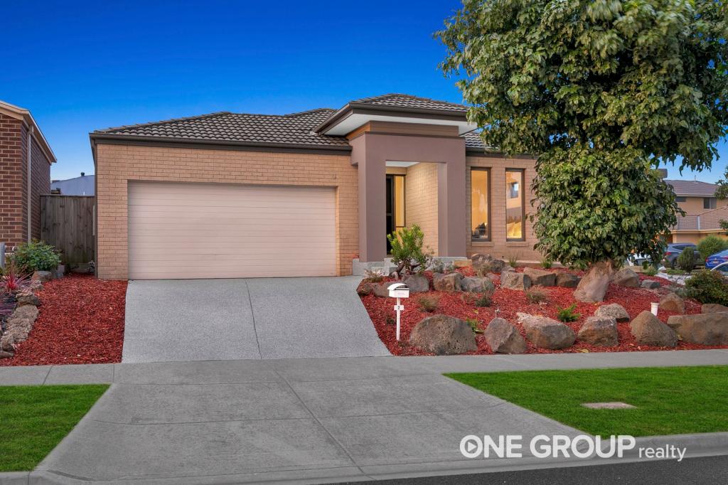 2 DARVEL DR, MERNDA, VIC 3754