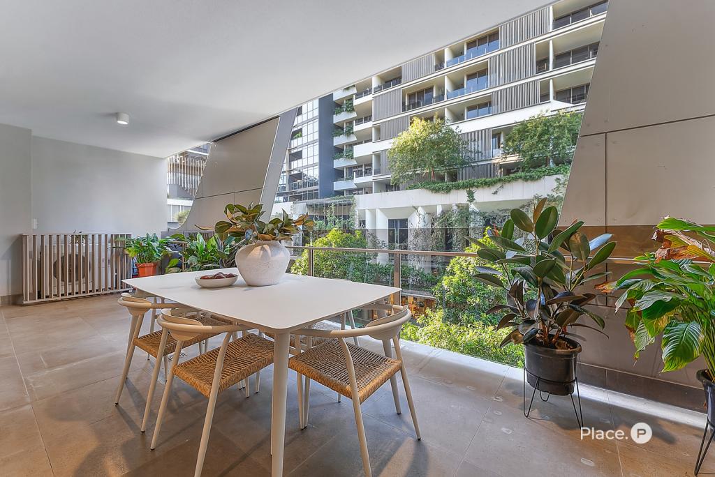 1101/17 LONGLAND ST, NEWSTEAD, QLD 4006