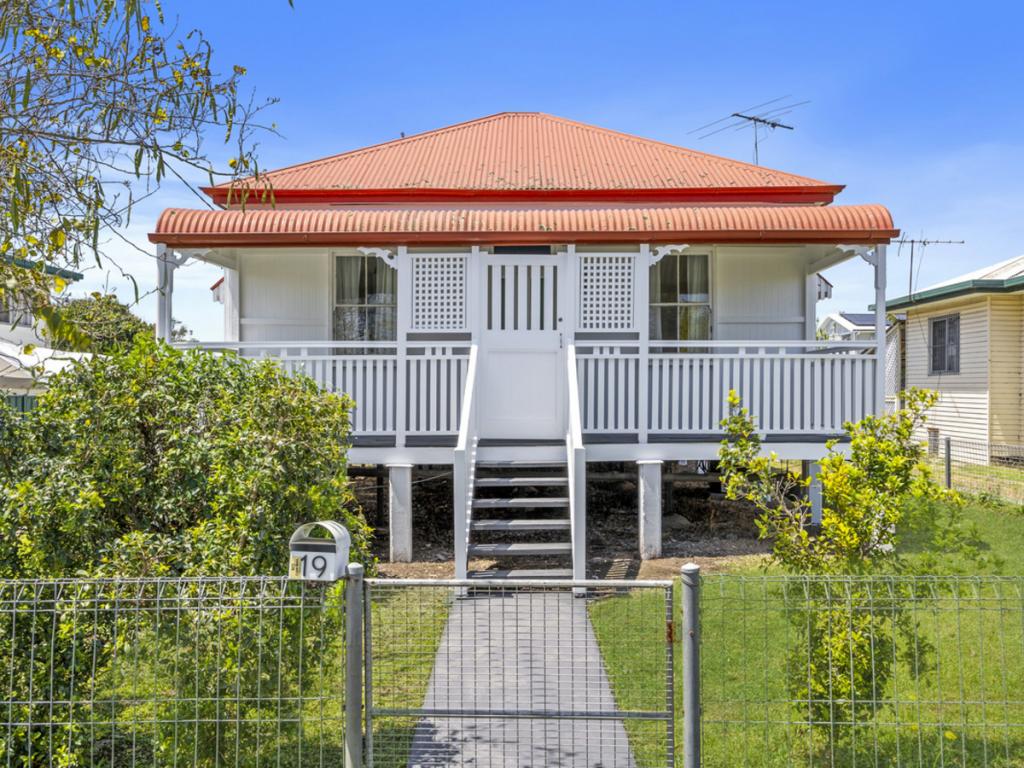 19 River Rd, Dinmore, QLD 4303