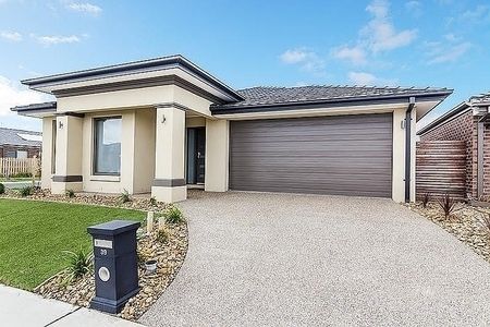 39 Joanne Way, Officer, VIC 3809