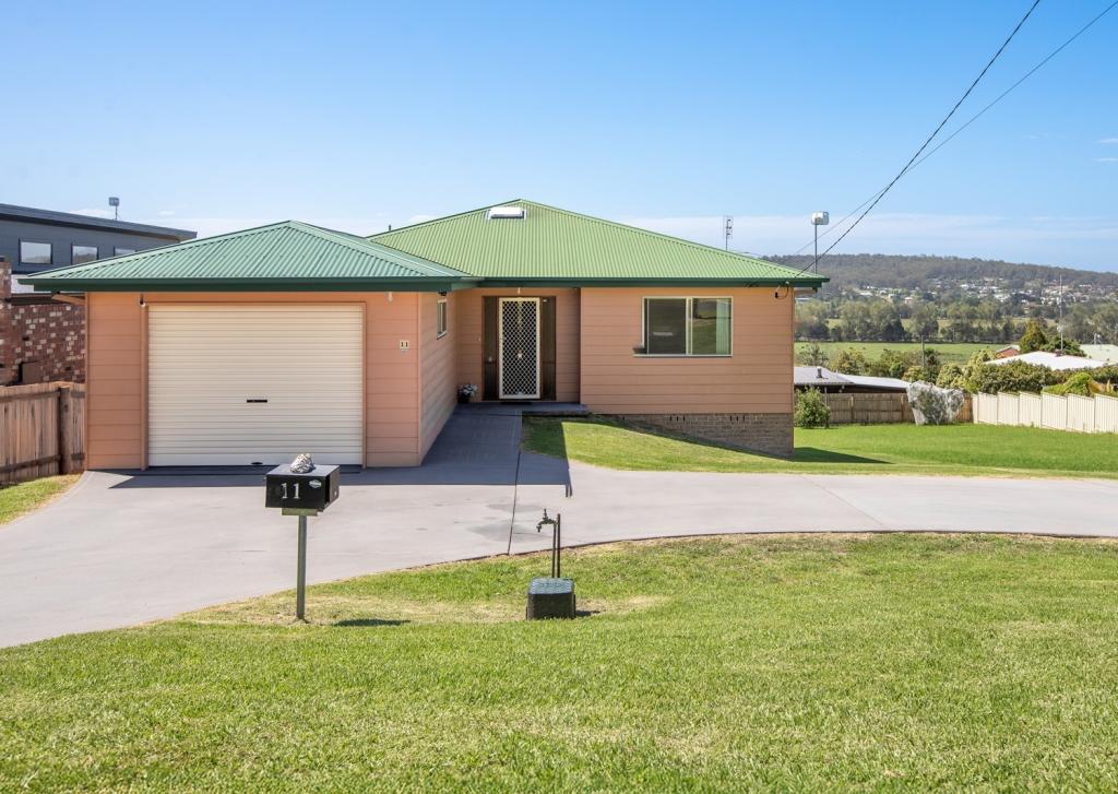11 Pitt St, South Pambula, NSW 2549