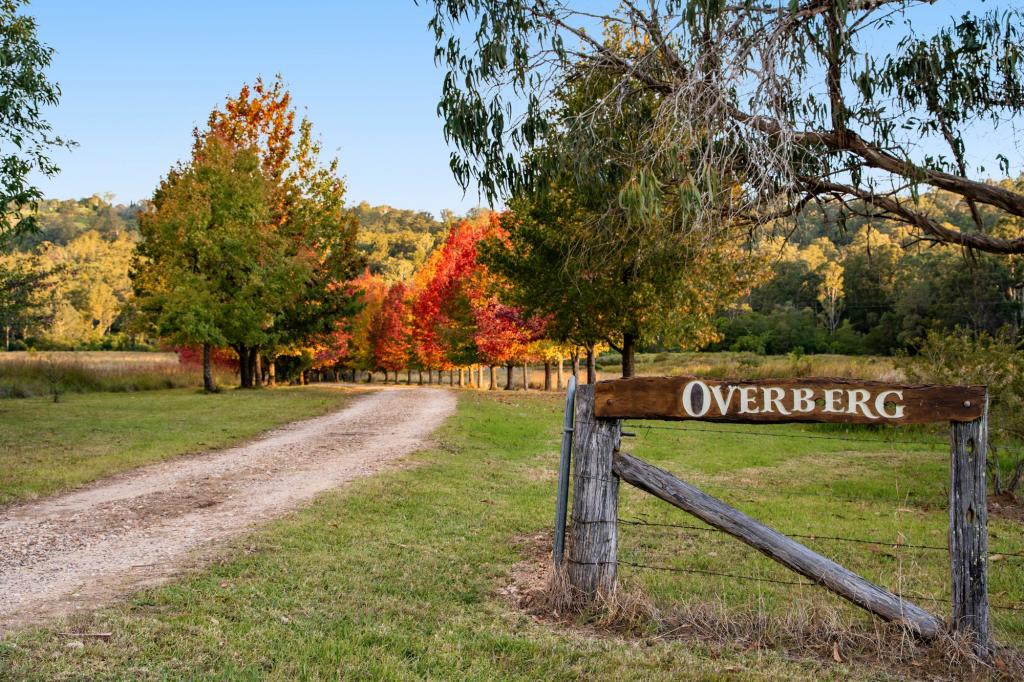 "Overberg" 3697 Esk Hampton Rd, Ravensbourne, QLD 4352