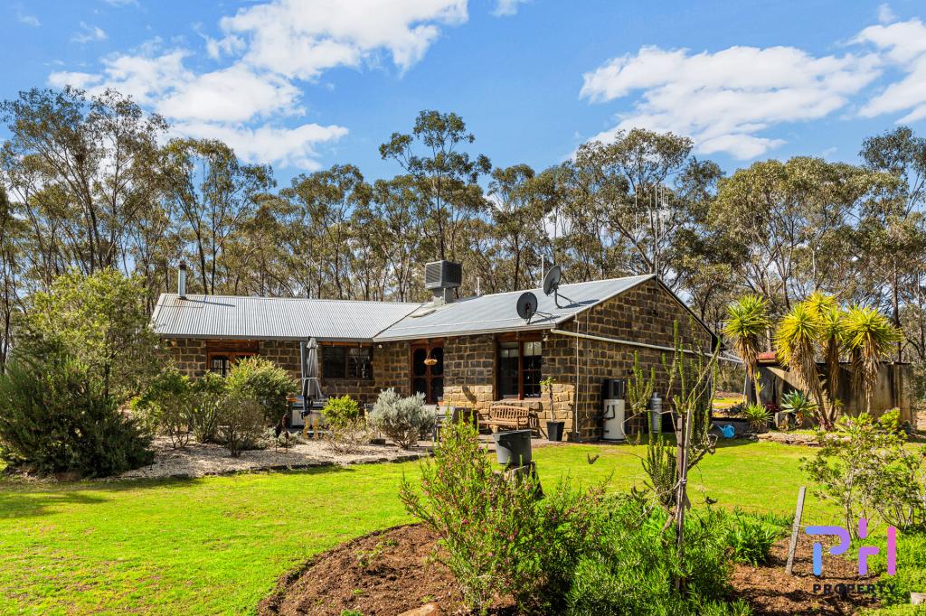126 Bernaroo Rd, Myers Flat, VIC 3556