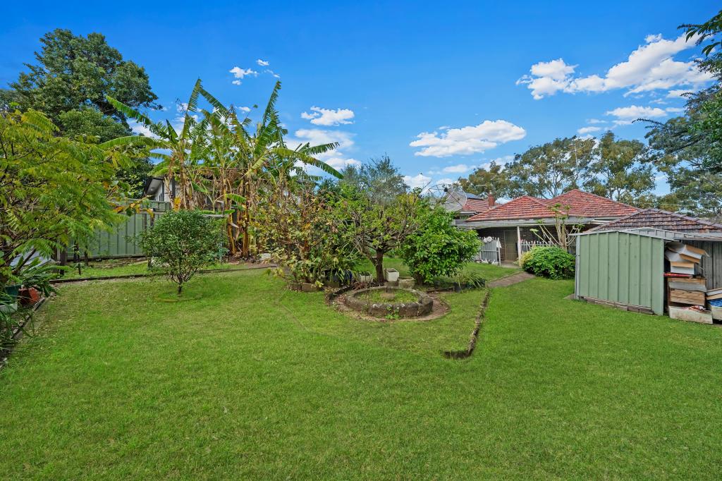 11 Pacific St, Kingsgrove, NSW 2208