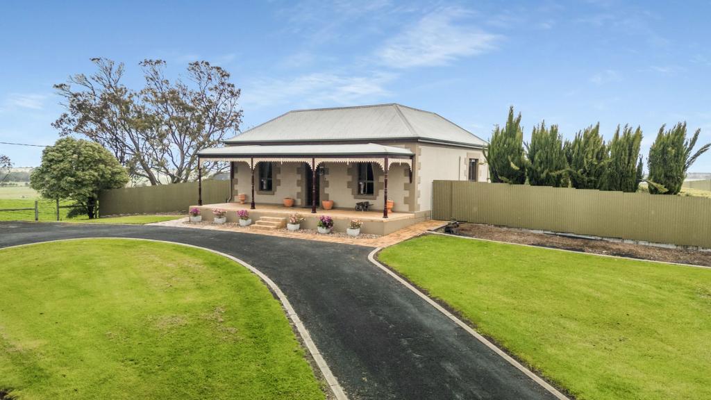 5 Orchard Rd, Moorak, SA 5291