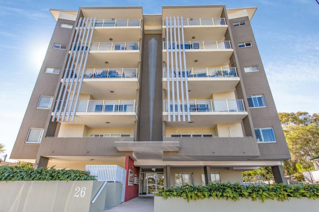 2/26-30 SYDNEY ST, REDCLIFFE, QLD 4020